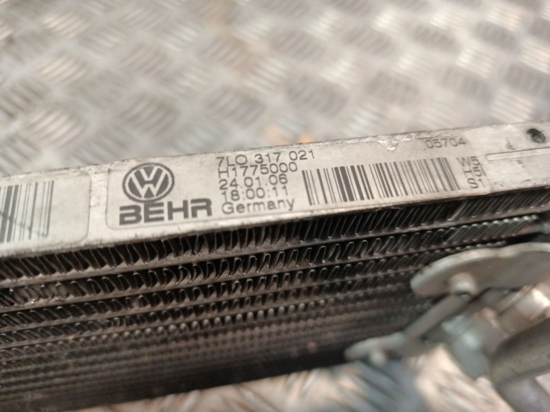Recambio de radiador caja cambios para audi q7 (4lb) 4.2 fsi quattro referencia OEM IAM 7L0317021  