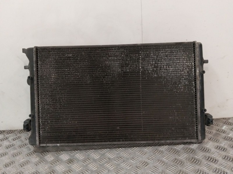 Recambio de radiador agua para seat leon (1m1) 1.9 tdi referencia OEM IAM 1J0121253P  