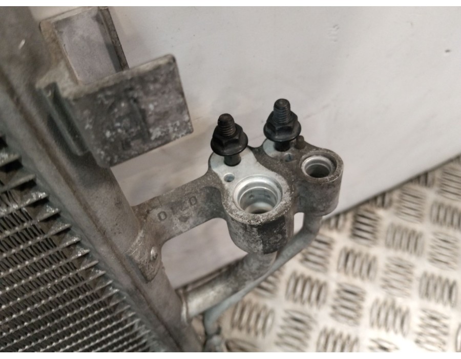 Recambio de condensador / radiador aire acondicionado para kia carens iv 1.7 crdi referencia OEM IAM 97606A4500  