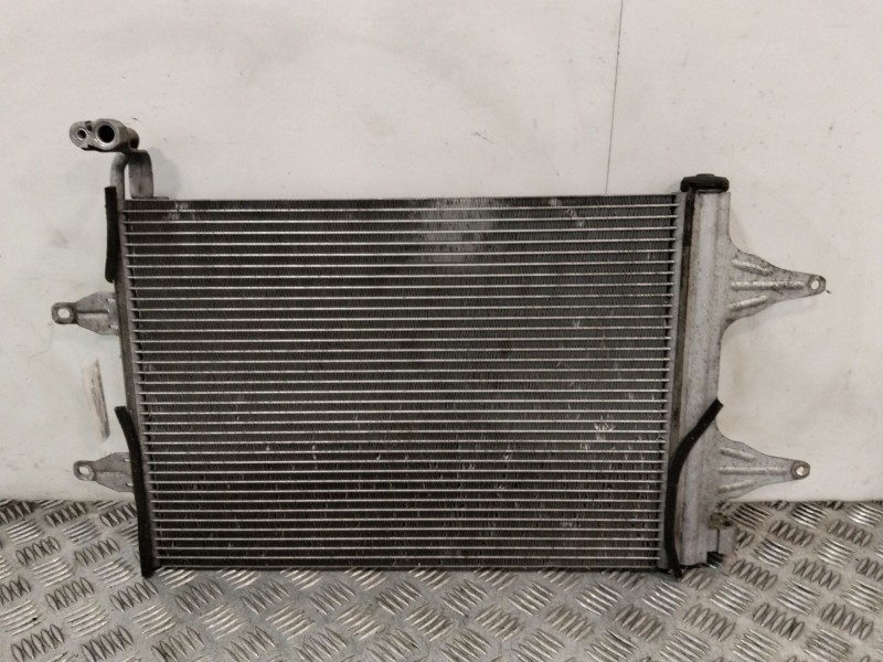 Recambio de condensador / radiador aire acondicionado para skoda fabia ii (542) 1.4 referencia OEM IAM 6Q0820411  