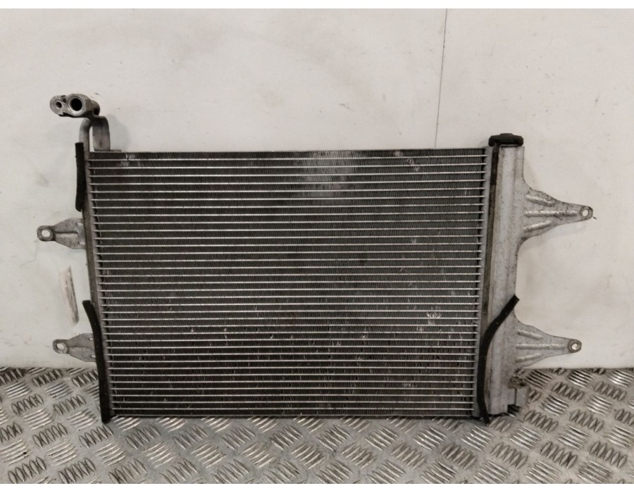 Recambio de condensador / radiador aire acondicionado para skoda fabia ii (542) 1.4 referencia OEM IAM 6Q0820411  