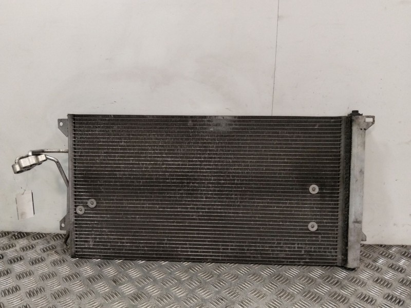 Recambio de condensador / radiador aire acondicionado para volkswagen touareg (7la) referencia OEM IAM 7L0820411F  