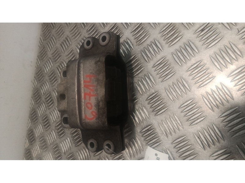 Recambio de soporte motor para seat leon (1p1) 1.4 tsi referencia OEM IAM 1KO199555  