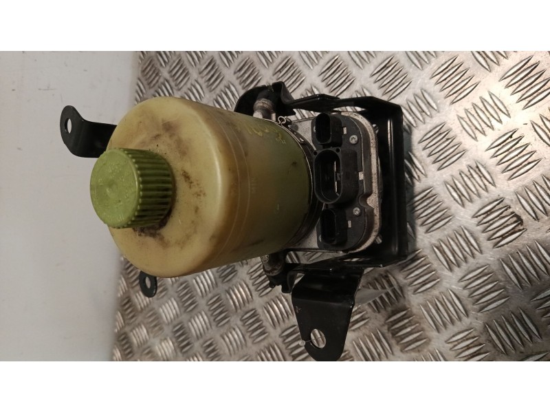 Recambio de bomba servodireccion para seat ibiza iii (6l1) 1.9 tdi referencia OEM IAM 6Q0423156S  