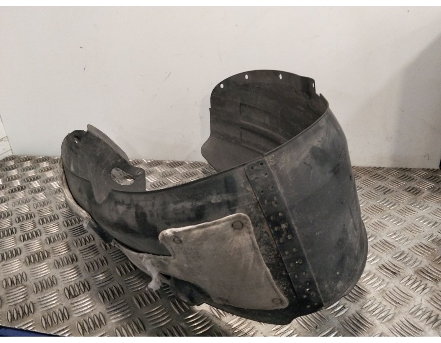 Recambio de paso de rueda trasero derecho para seat altea xl (5p5) 1.9 tdi referencia OEM IAM 86822H8400  