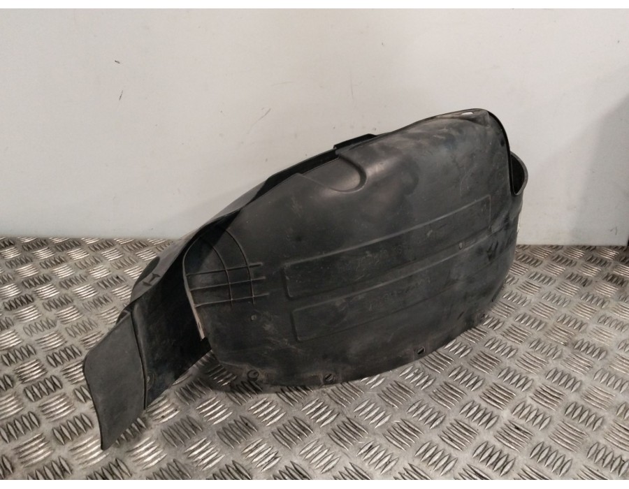 Recambio de paso de rueda trasero derecho para seat altea xl (5p5) 1.9 tdi referencia OEM IAM 86822H8400  