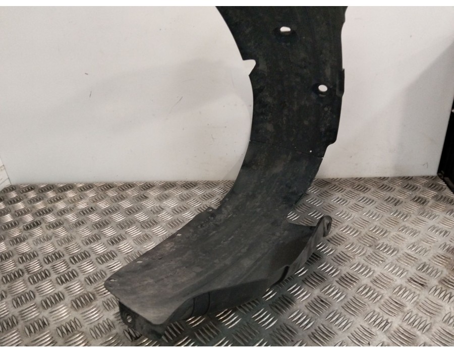 Recambio de paso de rueda trasero derecho para seat altea xl (5p5) 1.9 tdi referencia OEM IAM 86822H8400  