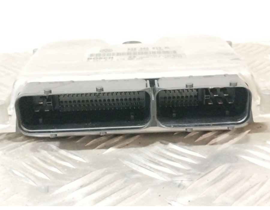 Recambio de centralita motor uce para seat ibiza iii (6l1) 1.9 tdi referencia OEM IAM 038906019NL 0281012276 