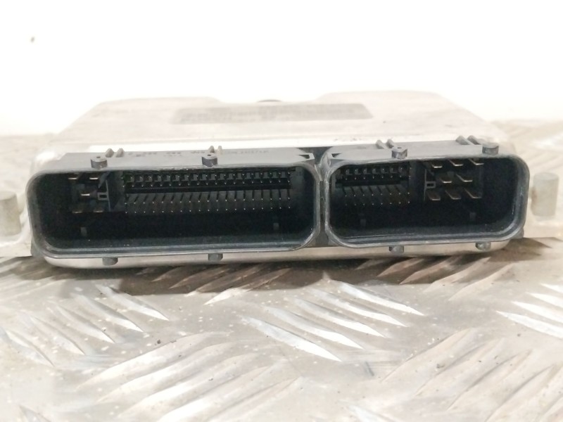 Recambio de centralita motor uce para seat ibiza iii (6l1) 1.9 tdi referencia OEM IAM 038906019KT  