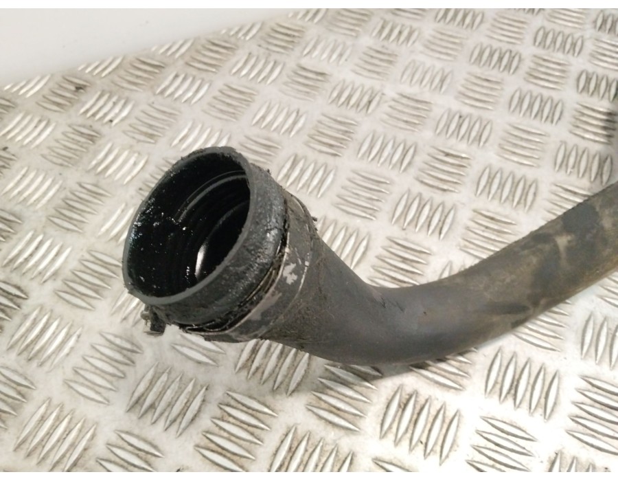 Recambio de tubo intercooler para renault megane cc (ez0/1_) 1.5 dci (ez0b, ez07) referencia OEM IAM 8200527670  