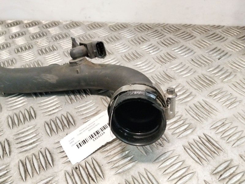 Recambio de tubo intercooler para renault megane cc (ez0/1_) 1.5 dci (ez0b, ez07) referencia OEM IAM 8200527670  