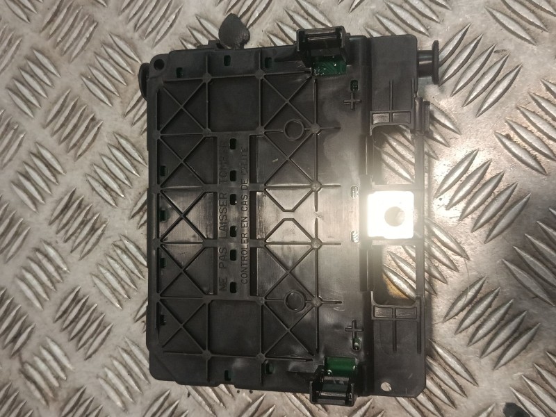 Recambio de caja reles / fusibles para citroën xsara picasso (n68) 1.6 hdi referencia OEM IAM 965061848000  