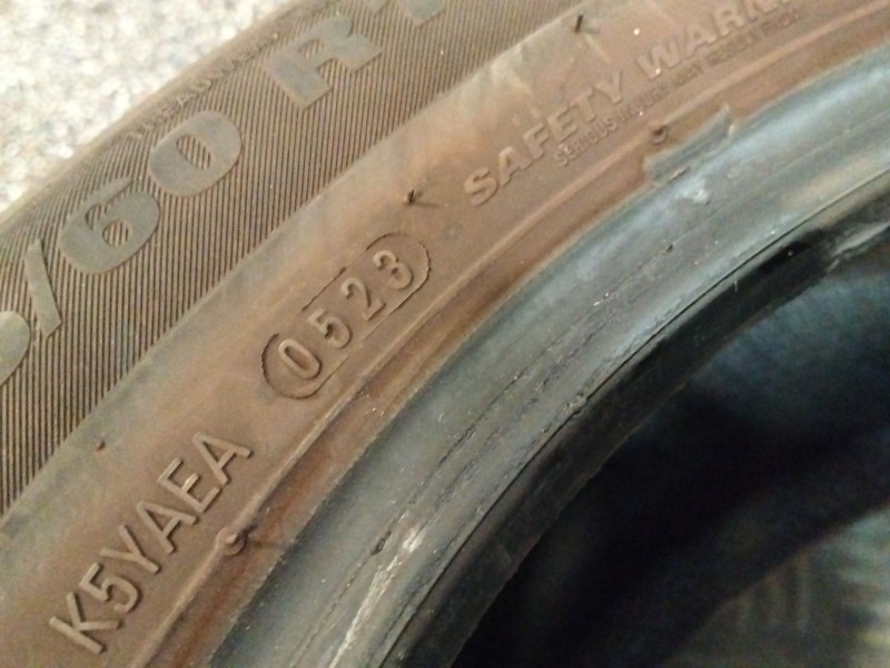 Recambio de neumatico pareja para neumatico neumatico ocasion referencia OEM IAM 185/60/R15 KUMHO 