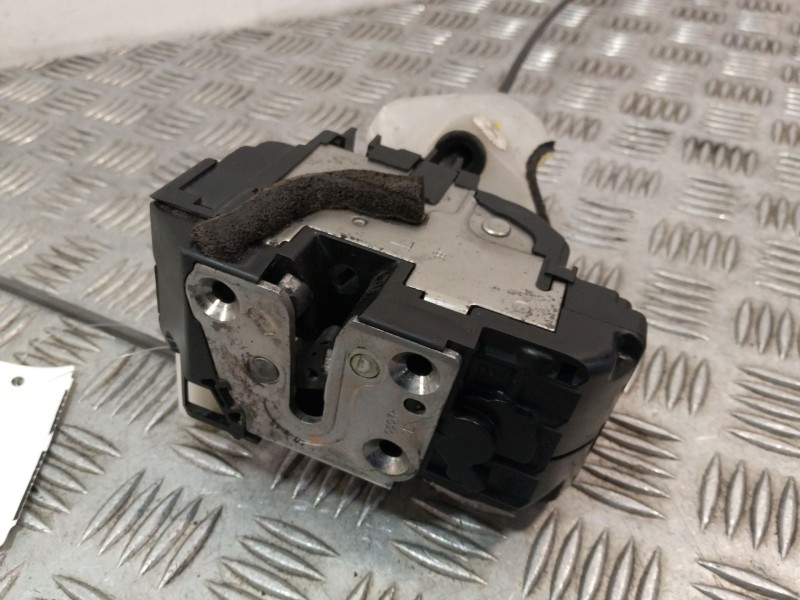 Recambio de cerradura puerta delantera izquierda para nissan qashqai i (j10, nj10) 2.0 referencia OEM IAM PBT30GF  