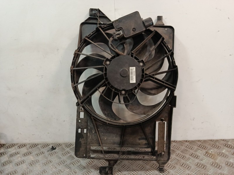 Recambio de electroventilador para ford focus iii 1.0 ecoboost referencia OEM IAM CV618C607VA  