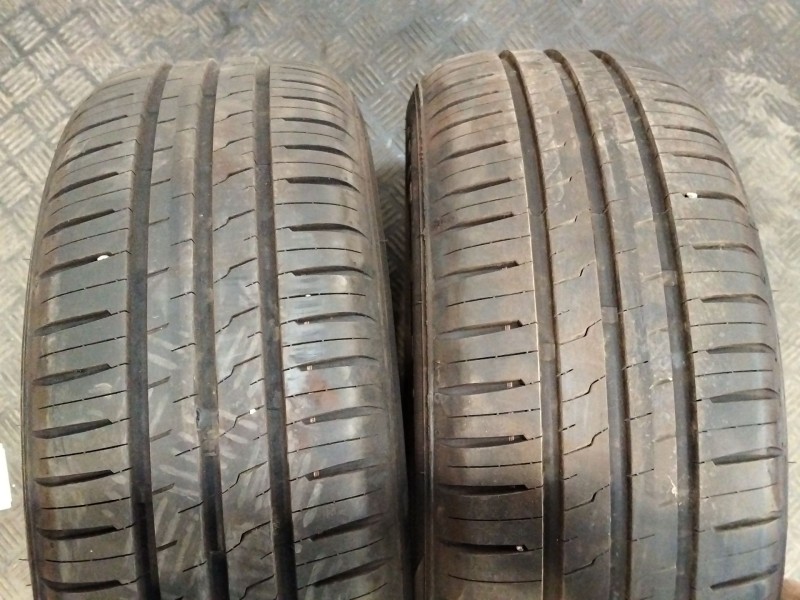Recambio de neumatico pareja para neumatico neumatico ocasion referencia OEM IAM 195/55/R15 CEAT ECODRIVE 