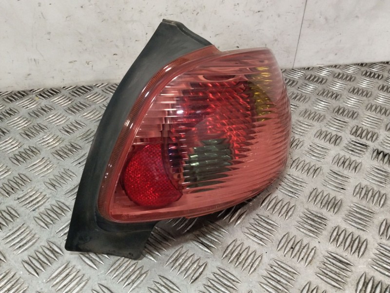Recambio de piloto trasero derecho para peugeot 206 hatchback (2a/c) 1.4 hdi eco 70 referencia OEM IAM   