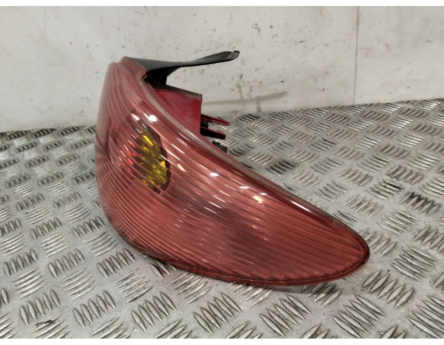 Recambio de piloto trasero derecho para peugeot 206 hatchback (2a/c) 1.4 hdi eco 70 referencia OEM IAM   