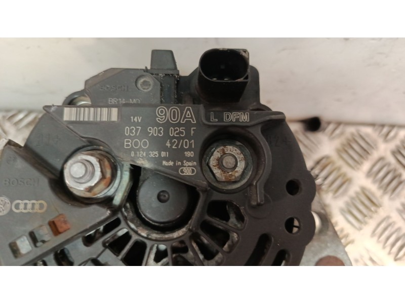Recambio de alternador para audi a2 (8z0) 1.4 referencia OEM IAM 037903025F  