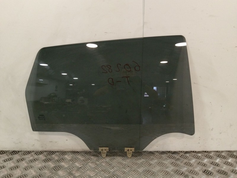 Recambio de luna trasera derecha para nissan qashqai i +2 (jj10 variante d02) 2.0 referencia OEM IAM 82300JD000  