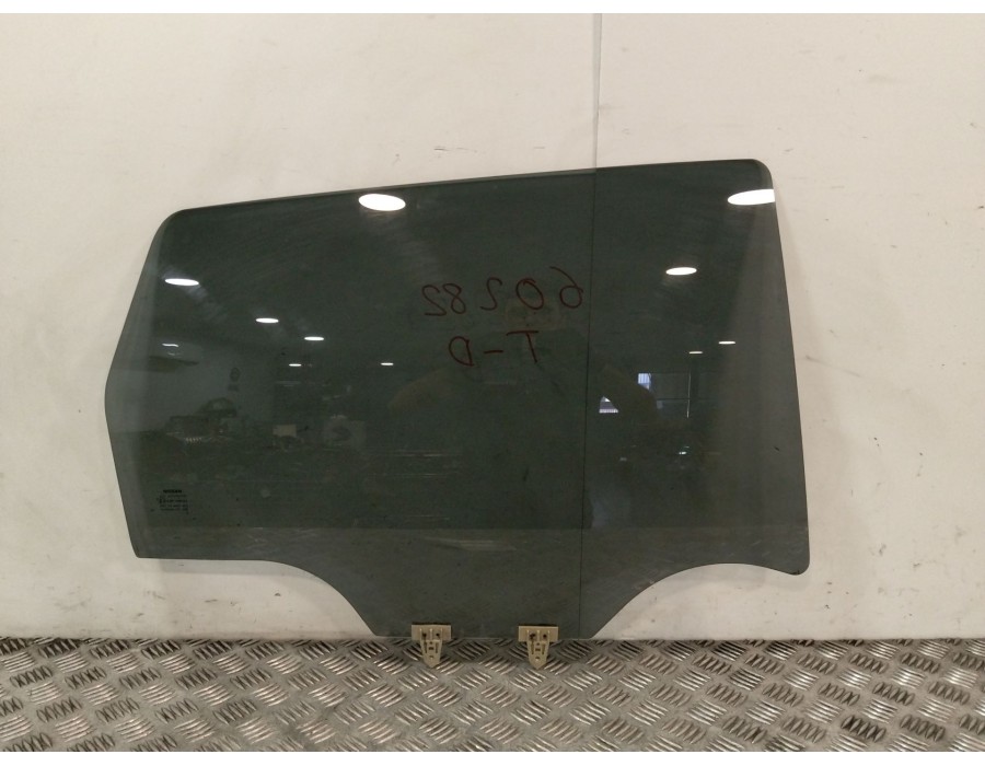 Recambio de luna trasera derecha para nissan qashqai i +2 (jj10 variante d02) 2.0 referencia OEM IAM 82300JD000  