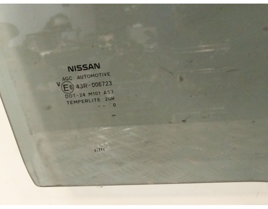 Recambio de luna trasera derecha para nissan qashqai i +2 (jj10 variante d02) 2.0 referencia OEM IAM 82300JD000  