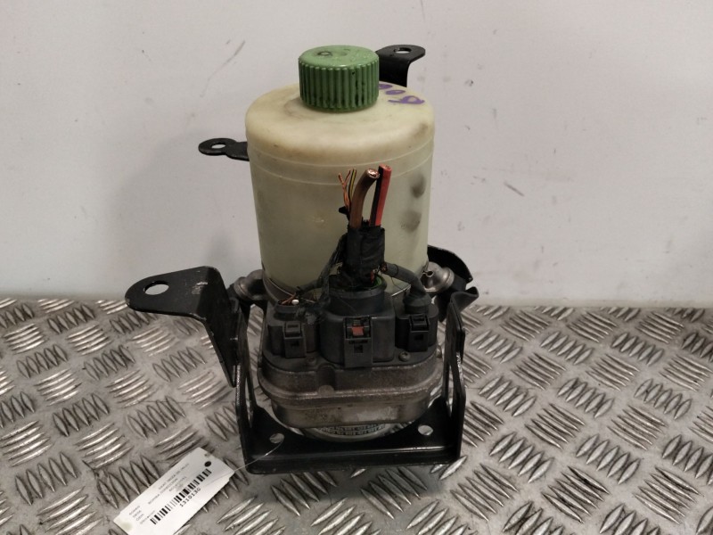 Recambio de bomba direccion para seat ibiza iii (6l1) 1.4 16v referencia OEM IAM 601423051  