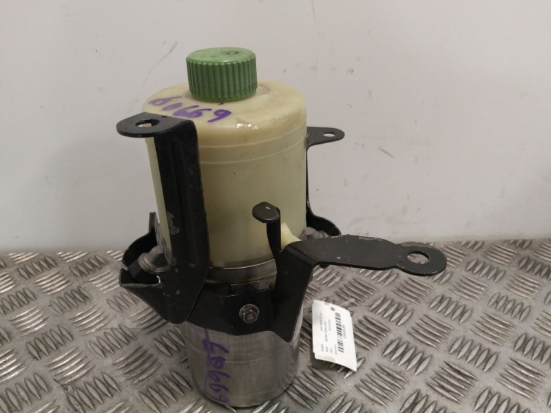 Recambio de bomba direccion para seat ibiza iii (6l1) 1.4 16v referencia OEM IAM 601423051  