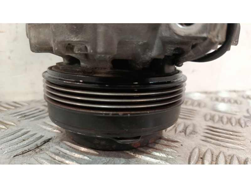 Recambio de compresor aire acondicionado para bmw 5 (e39) 525 i referencia OEM IAM 60220  