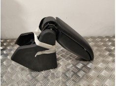 Recambio de consola central para citroën c3 1.4 hdi referencia OEM IAM A1093933   2