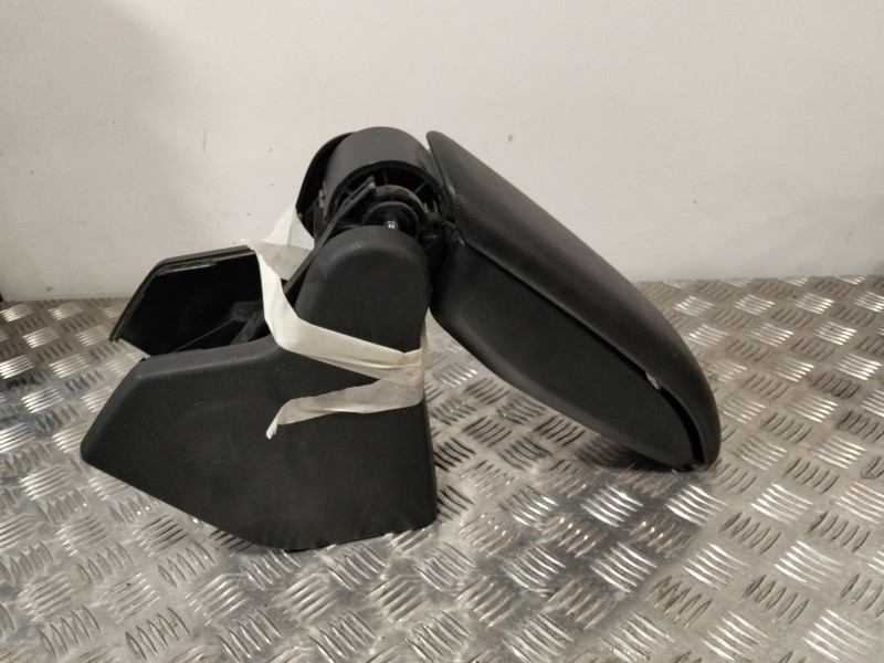 Recambio de consola central para citroën c3 1.4 hdi referencia OEM IAM A1093933  