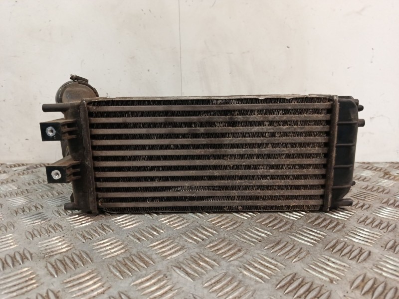 Recambio de intercooler para peugeot 208 referencia OEM IAM 9684212480  
