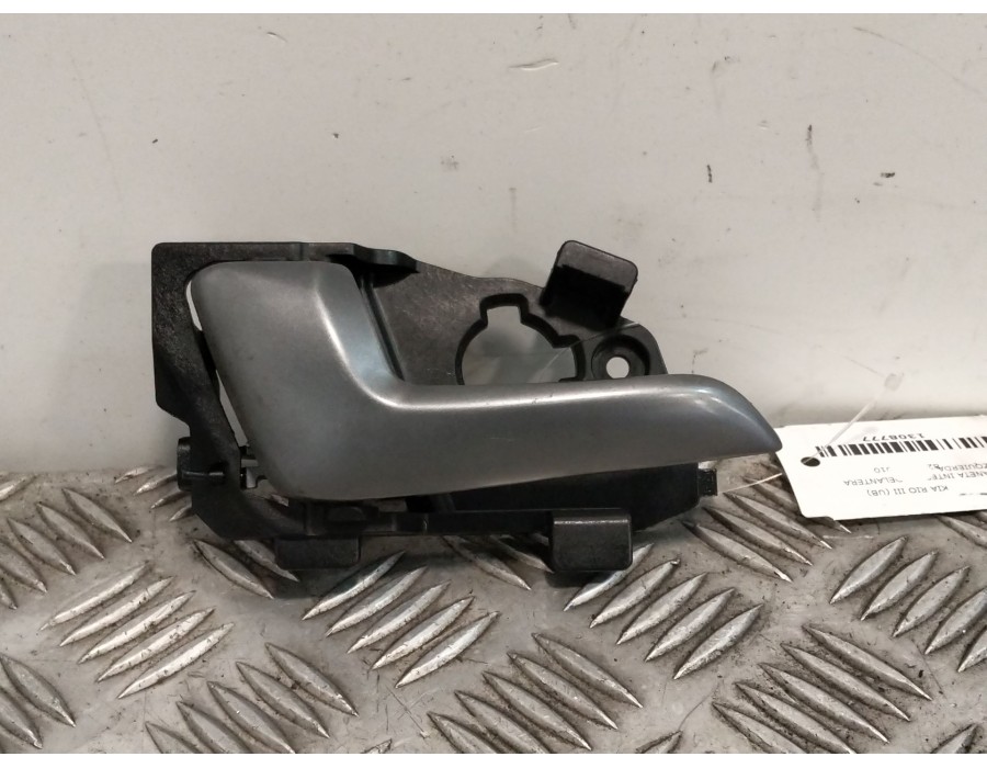 Recambio de maneta interior delantera izquierda para kia rio iii (ub) 1.2 cvvt referencia OEM IAM 826101W010  