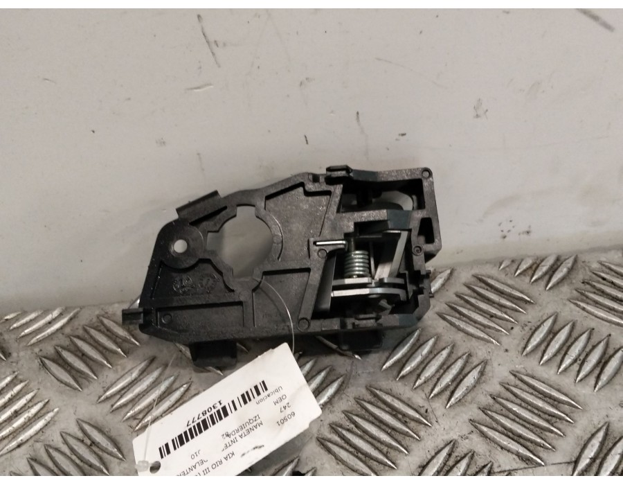 Recambio de maneta interior delantera izquierda para kia rio iii (ub) 1.2 cvvt referencia OEM IAM 826101W010  