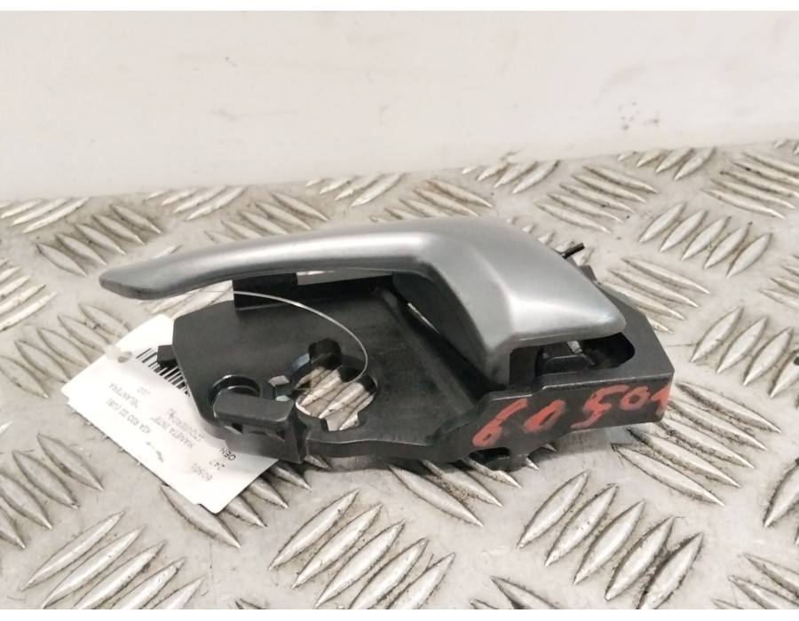 Recambio de maneta interior delantera izquierda para kia rio iii (ub) 1.2 cvvt referencia OEM IAM 826101W010  