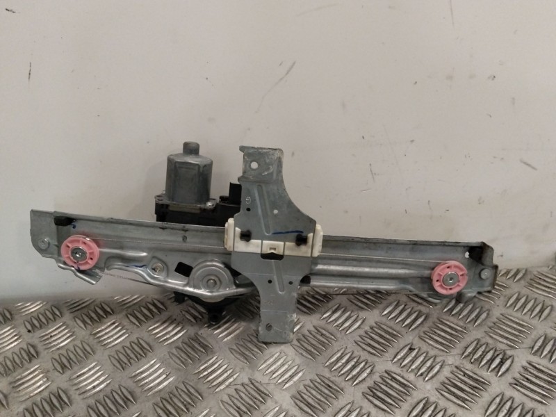Recambio de elevalunas trasero izquierdo para peugeot 208 i (ca_, cc_) 1.6 referencia OEM IAM 9673154280 9674255180 