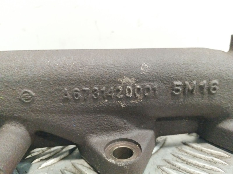 Recambio de colector escape para ssangyong tivoli 1.6 referencia OEM IAM A673142000  