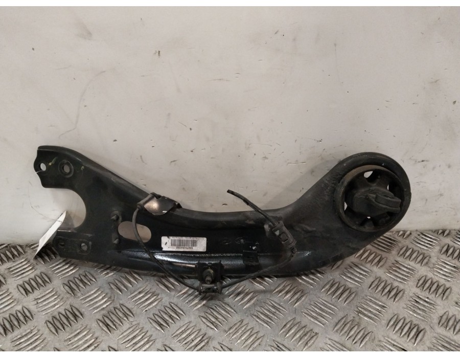 Recambio de brazo suspension inferior trasero izquierdo para hyundai ix35 1.7 crdi cat referencia OEM IAM 552703W050  
