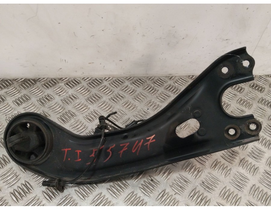 Recambio de brazo suspension inferior trasero izquierdo para hyundai ix35 1.7 crdi cat referencia OEM IAM 552703W050  
