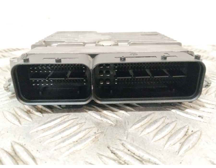 Recambio de centralita motor uce para seat ibiza iv (6j5, 6p1) 1.6 tdi referencia OEM IAM 03L906023LC  