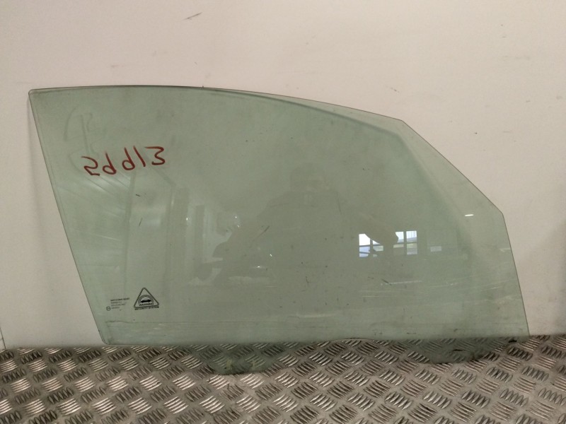 Recambio de luna delantera derecha para hyundai ix20 (jc) 1.4 referencia OEM IAM 824201P000  
