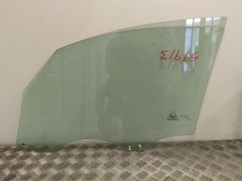 Recambio de luna delantera derecha para hyundai ix20 (jc) 1.4 referencia OEM IAM 824201P000  