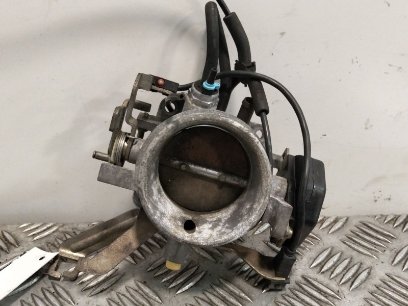 Recambio de caja mariposa para porsche 911 3.0 sc referencia OEM IAM 9301105300R  