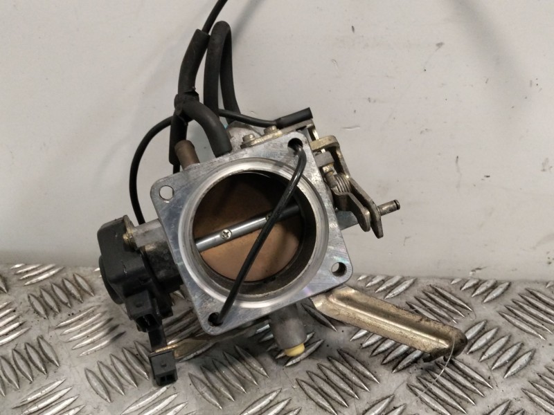 Recambio de caja mariposa para porsche 911 3.0 sc referencia OEM IAM 9301105300R  