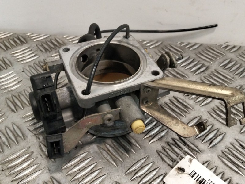 Recambio de caja mariposa para porsche 911 3.0 sc referencia OEM IAM 9301105300R  