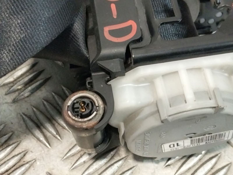 Recambio de cinturon seguridad delantero derecho para peugeot partner kasten referencia OEM IAM 98025580XX  