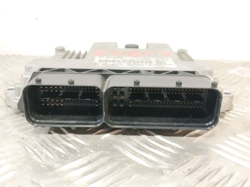 Recambio de centralita motor uce para suzuki vitara (ly) 1.0 (apk 310) referencia OEM IAM 3391053S00 0261S21344 