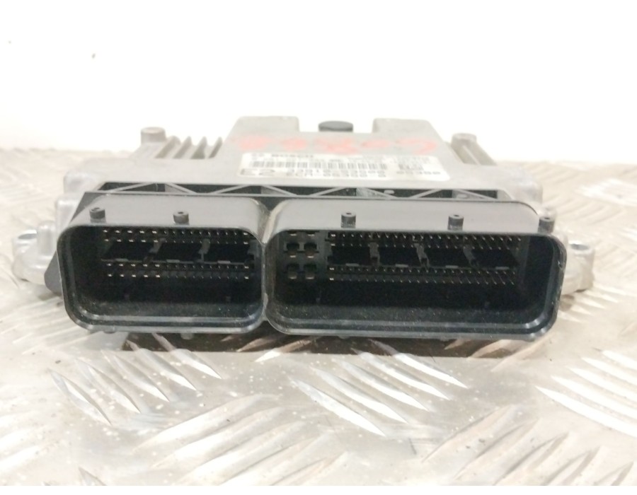 Recambio de centralita motor uce para suzuki vitara (ly) 1.0 (apk 310) referencia OEM IAM 3391053S00 0261S21344 