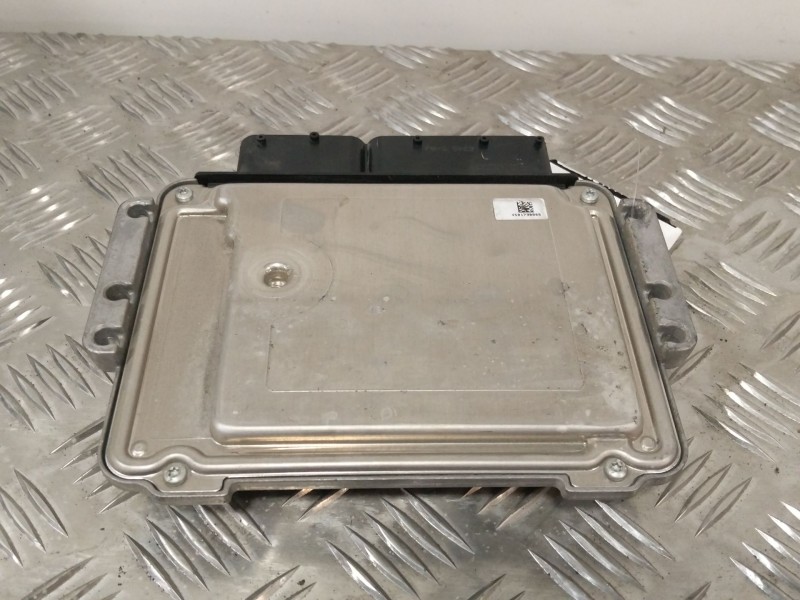 Recambio de centralita motor uce para suzuki vitara (ly) 1.0 (apk 310) referencia OEM IAM 3391053S00 0261S21344 