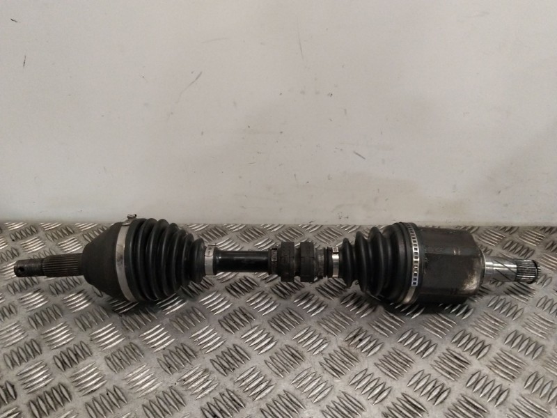 Recambio de transmision delantera izquierda para nissan qashqai i (j10, nj10) 2.0 dci referencia OEM IAM 39101JD72B  